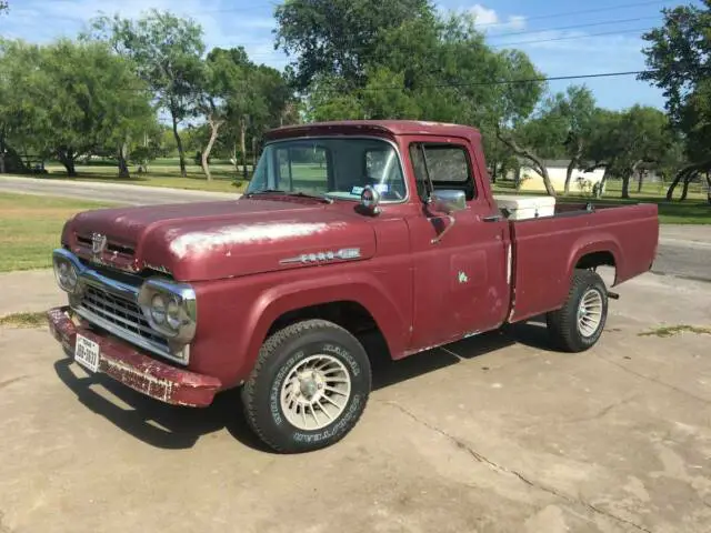 1960 Ford F-100 2 tone white/turquoise