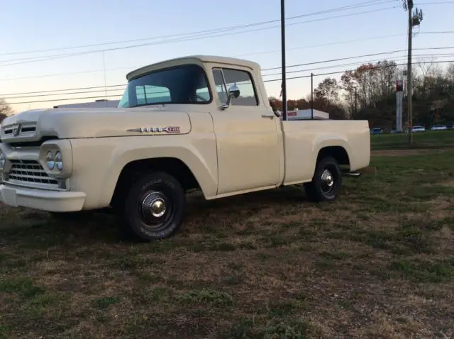 1960 Ford F-100