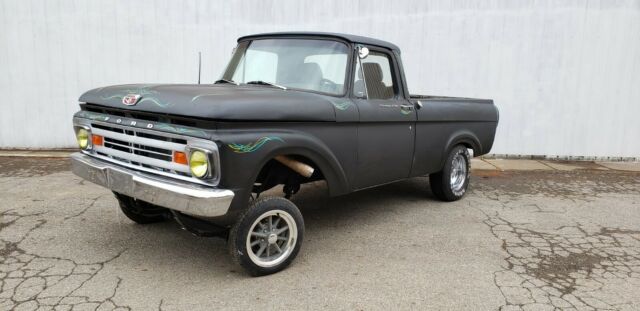 1962 Ford 1/2 Ton Pickup F150 Uni Body