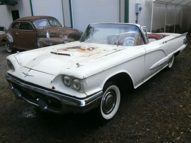 1960 Ford Thunderbird