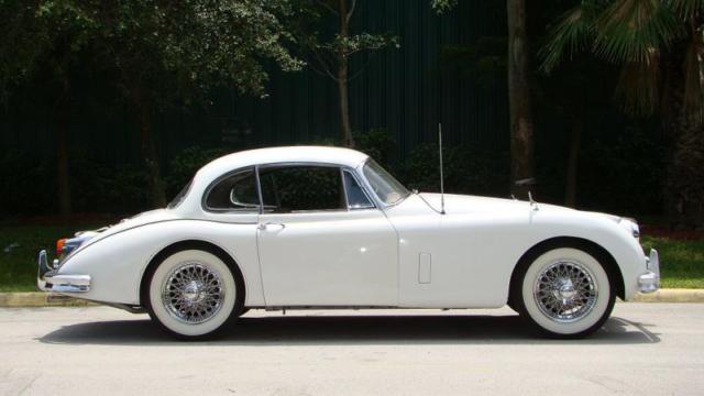 1960 Jaguar XK FHC