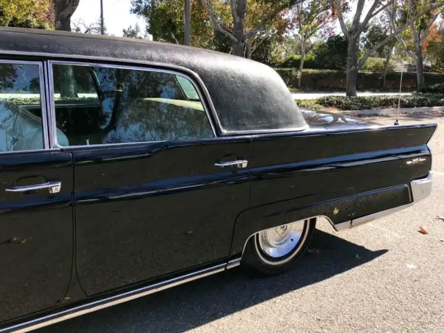 1960 Lincoln Continental Mark V Factory Rare Town Car Formal Sedan Barn ...