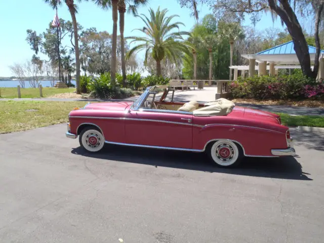 1960 Mercedes-Benz 200-Series 220SE