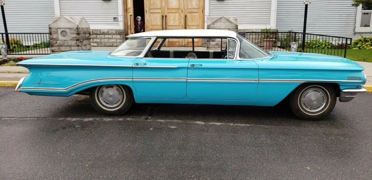 1960 Oldsmobile Ninety-Eight