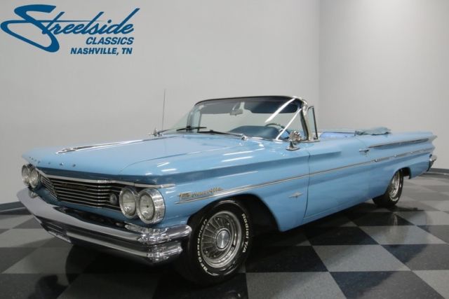 1960 Pontiac Bonneville --