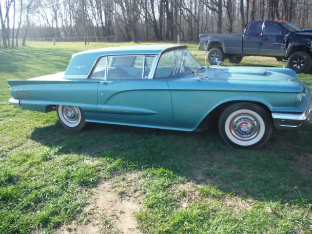 19600000 Ford Thunderbird