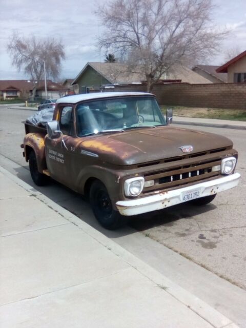 1961 Ford F-100