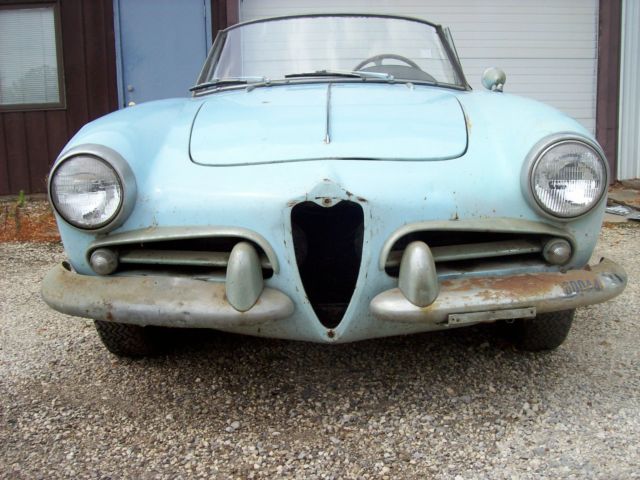 1961 Alfa Romeo Spider 2 DOOR