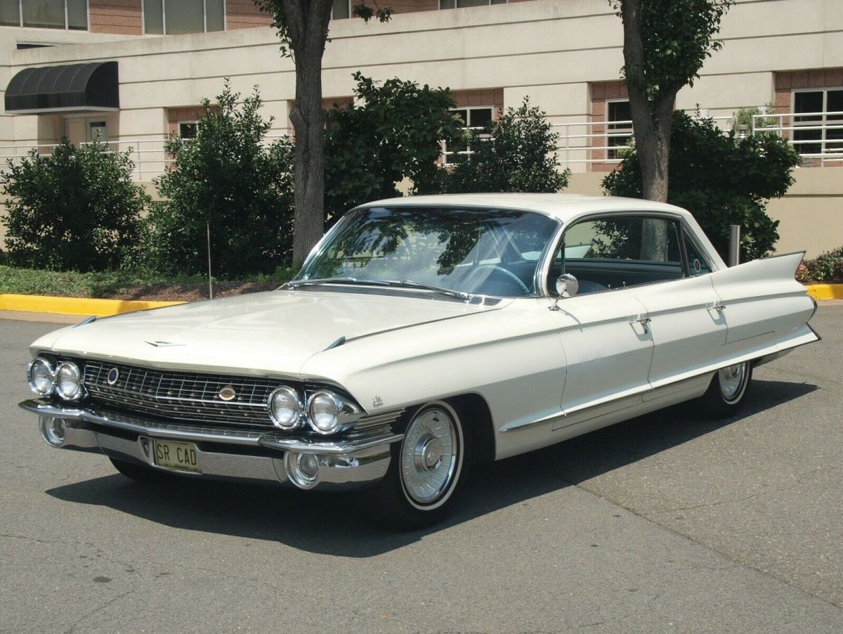 1961 Cadillac sedan 6039 sedan