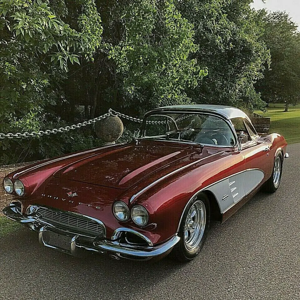 1961 Chevrolet Corvette HARDTOP/CONVERTIBLE