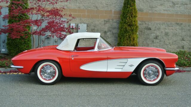 1961 Chevrolet Corvette Convertible Roadster 4speed numbers match