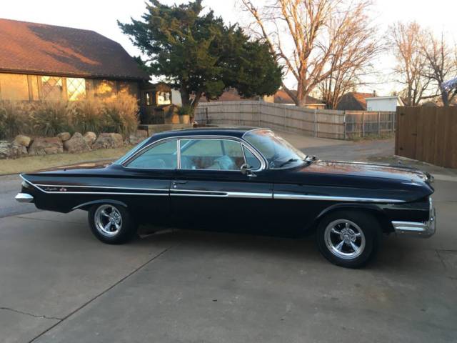 1961 Chevrolet Impala Sport Coupe Bubble Top