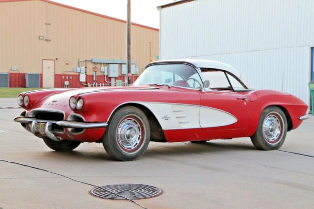 1961 Chevrolet Corvette 1 owner, Original paint, Numbers matching