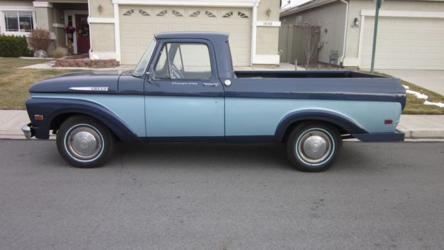 1961 Ford F-100 custom cab