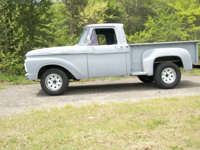 1961 Ford F-100