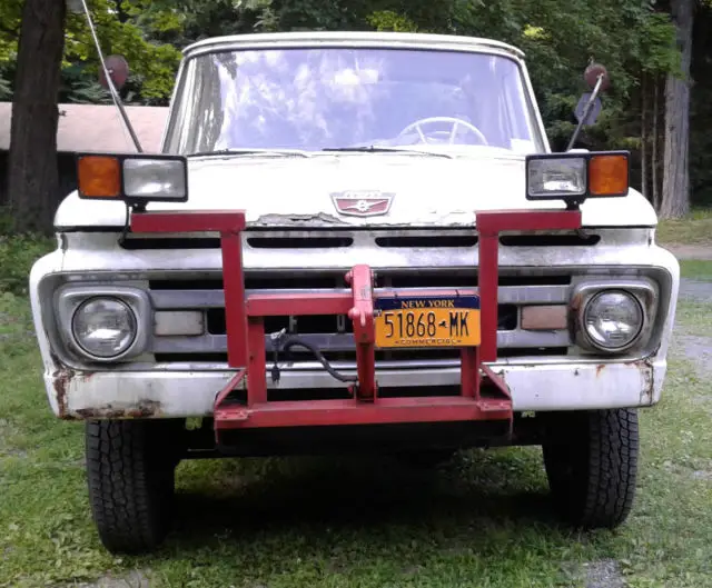 1961 Ford F-100