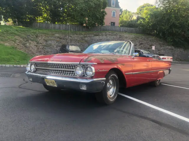 1961 Ford Galaxie Sunliner