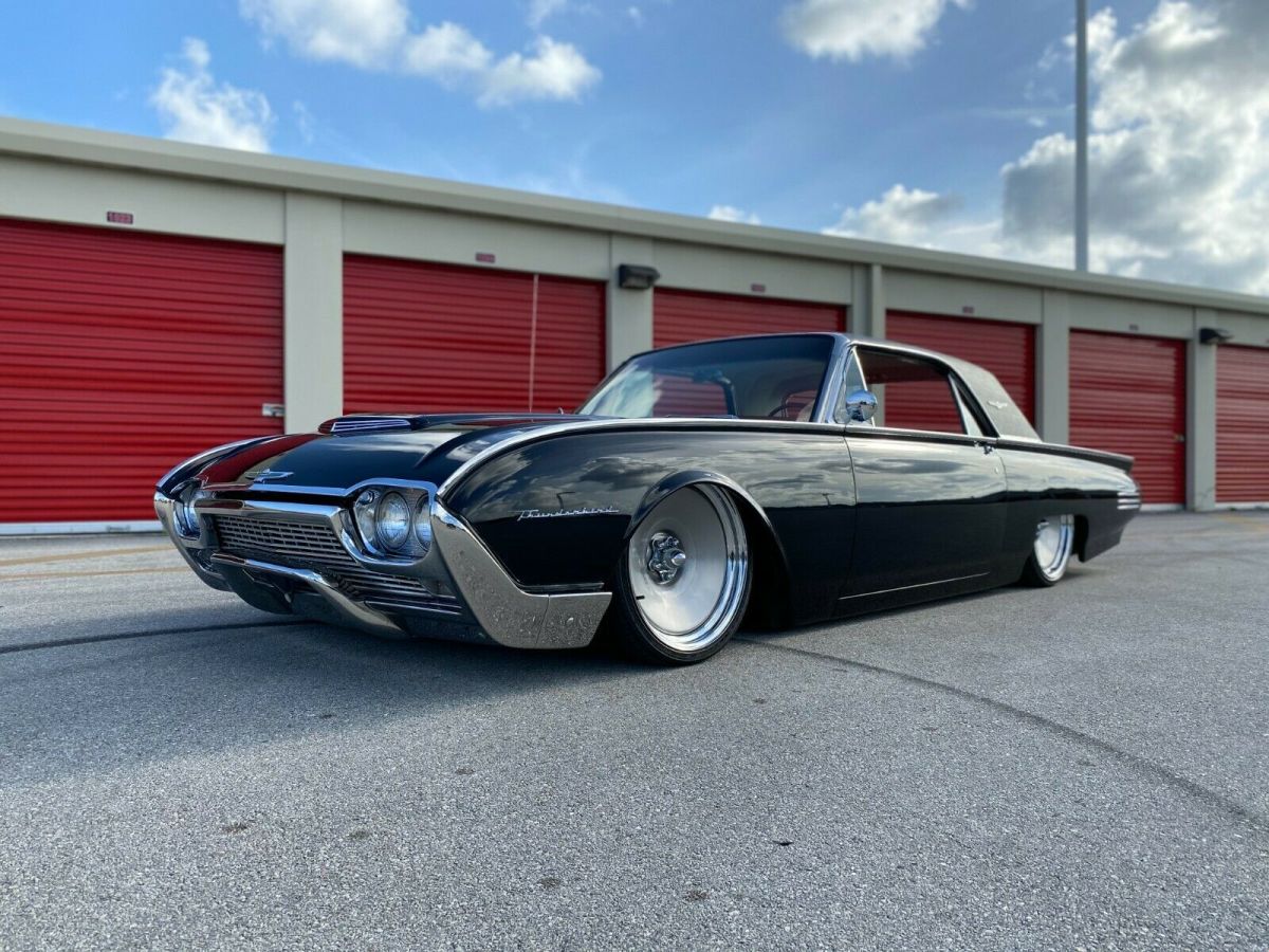 1961 Ford Thunderbird