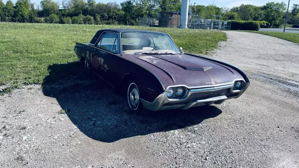 1961 Ford Thunderbird