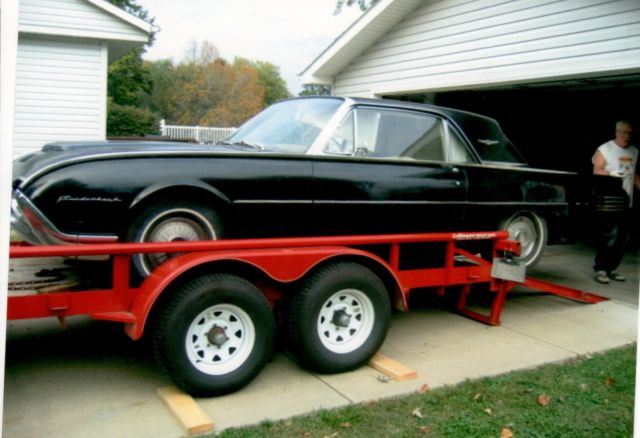 1961 Ford Thunderbird