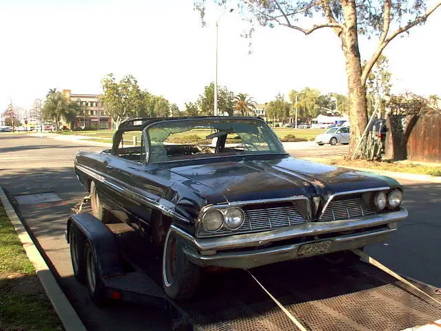 1961 Pontiac Bonneville 425 A FOUR SPEED 3PWR.