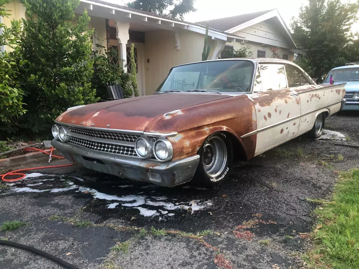 1961 Ford Galaxie