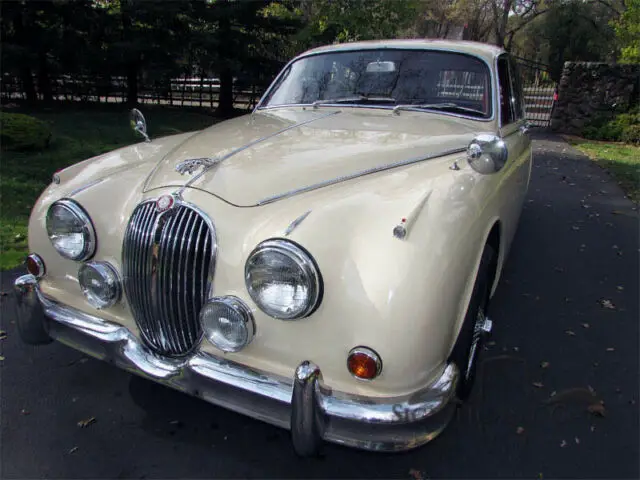 1961 Jaguar 3.8 S