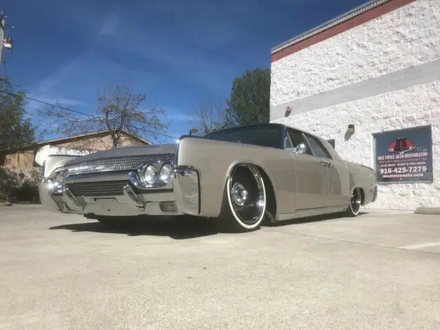 1961 Lincoln Continental