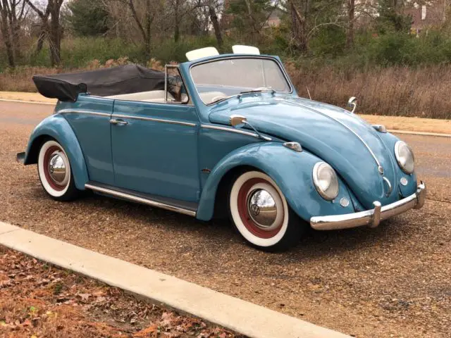 1961 Volkswagen Beetle - Classic