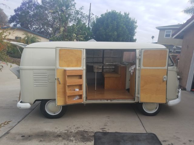 1961 Volkswagen Bus/Vanagon