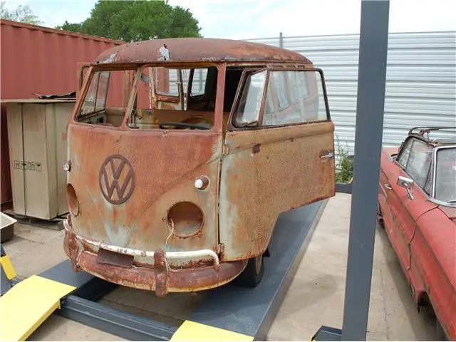 1961 Volkswagen Bus/Vanagon --