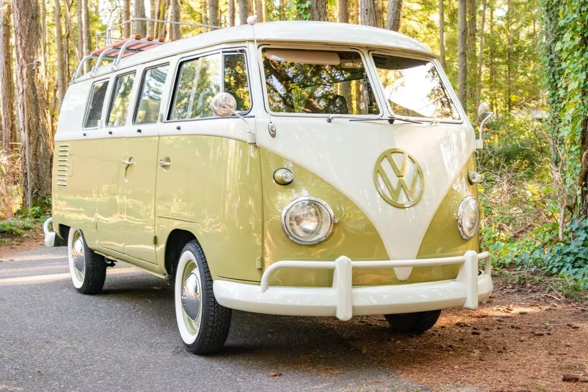 1961 Volkswagen Bus/Vanagon