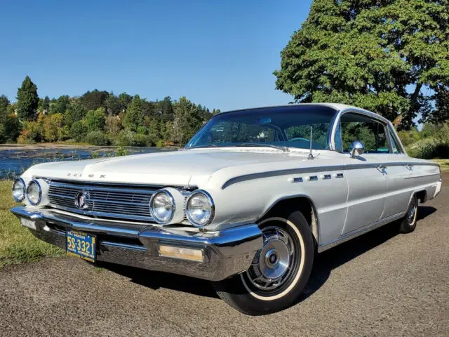 1962 Buick Electra 225 6 Window Pillarless 4 Door Sedan