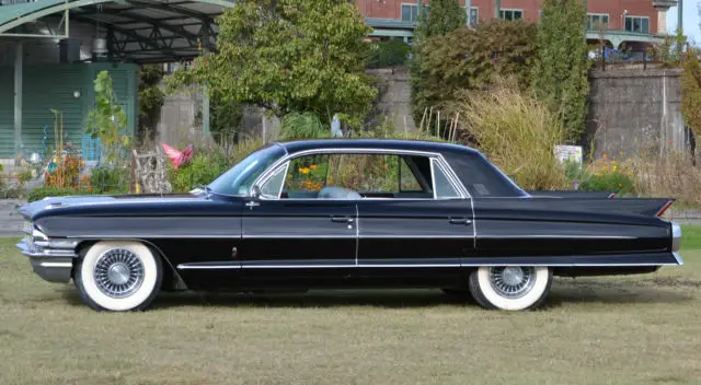 1962 Cadillac Fleetwood 4 Door 60 Special Hardtop 6 passenger