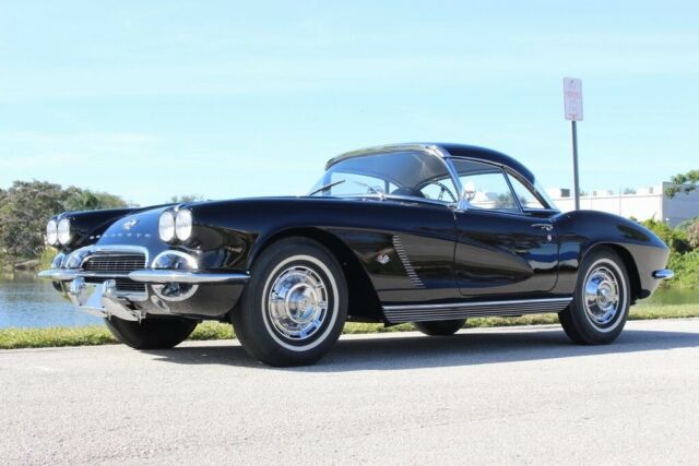 1962 Chevrolet Corvette --