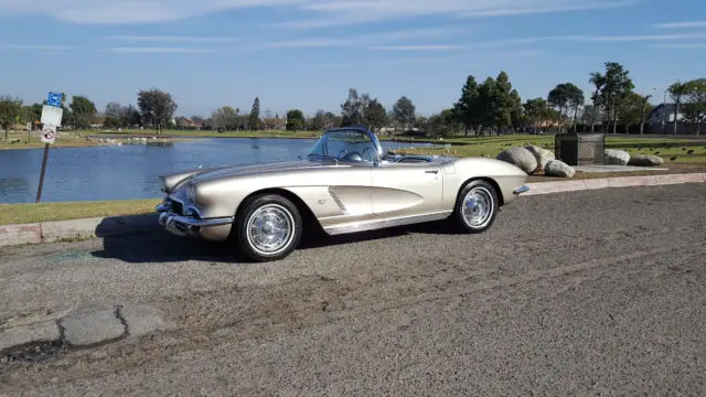 1962 Chevrolet Corvette CONVERTIBLE COUPE CLASSIC HOT ROD