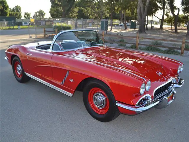 1962 Chevrolet Corvette 327 4-Speed