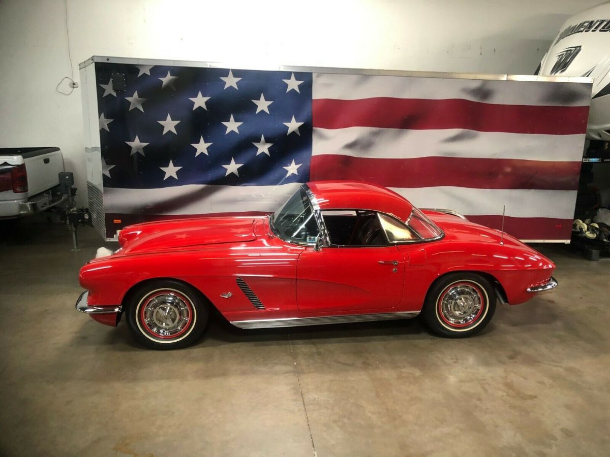 1962 Chevrolet Corvette convertible