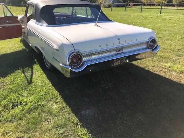 1962 Ford Sunliner Galaxie