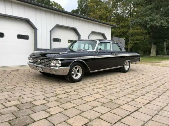 1962 Ford Galaxie 2 dr. Post