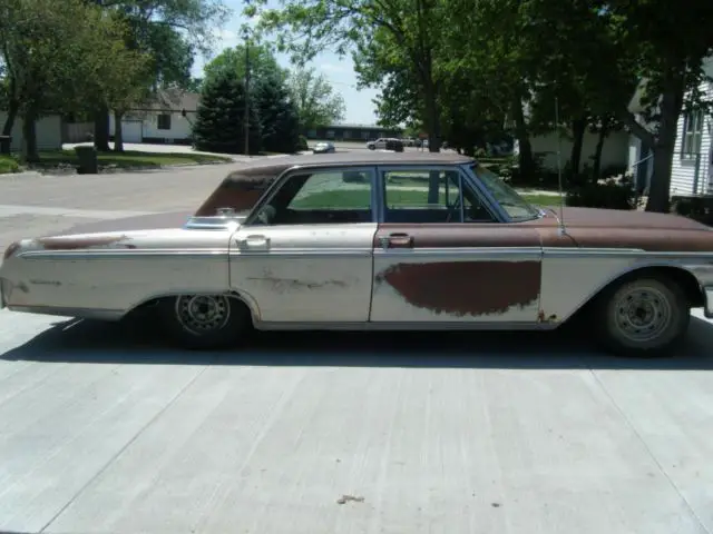 1962 Ford Galaxie Town Sedan