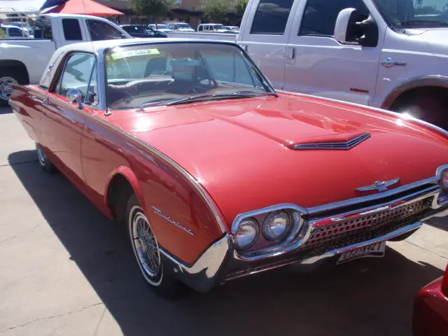 1962 Ford Thunderbird