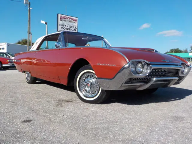 1962 Ford Thunderbird