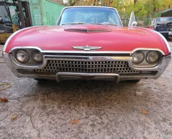 1962 Ford Thunderbird