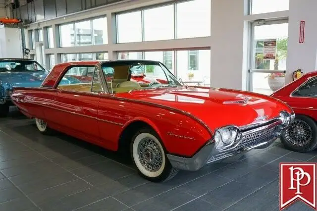 1962 Ford Thunderbird Coupe