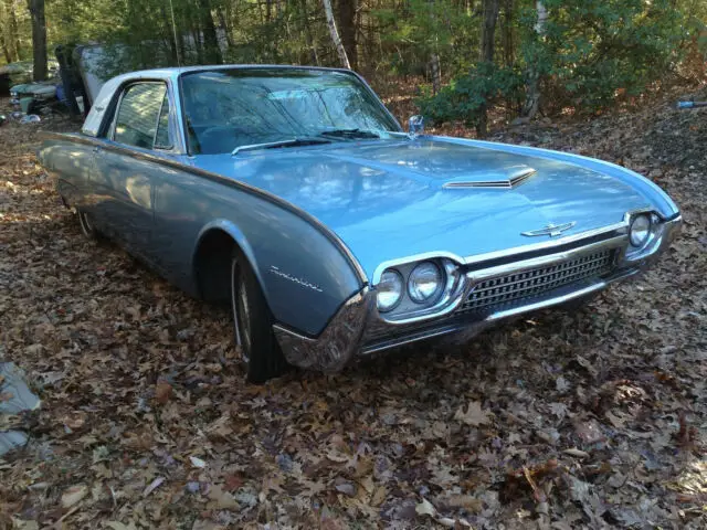 1962 Ford Thunderbird