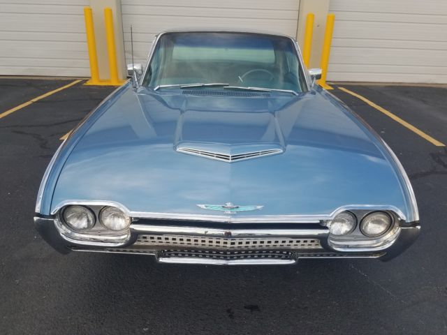 1962 Ford Thunderbird 2 door