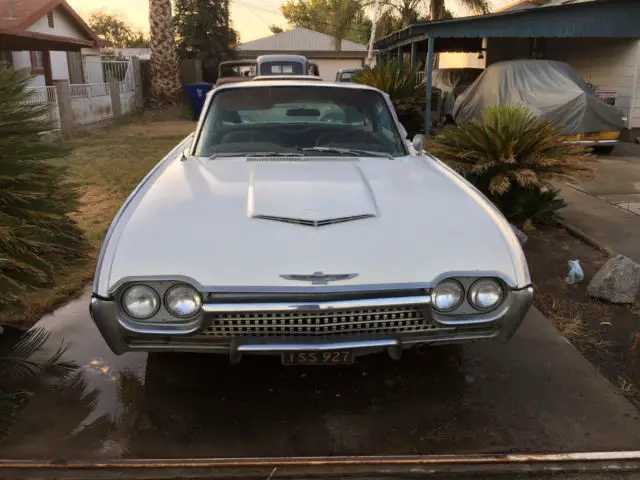 1962 Ford Thunderbird