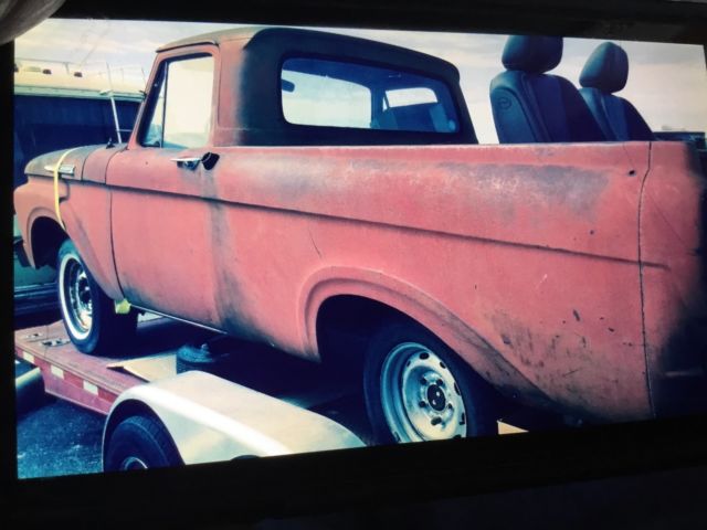 1962 Ford F-100 Short bed, UNI-BODY