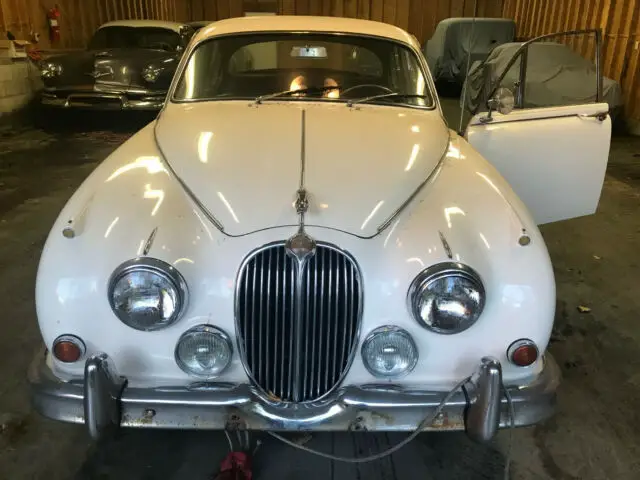 1962 Jaguar MK 2